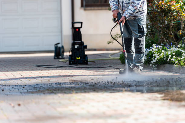 Why Choose Our Certified Pressure Washing Experts for Your Project Needs in Kenilworth, IL?